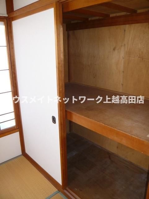 メゾンルミエールの収納|押入れ
