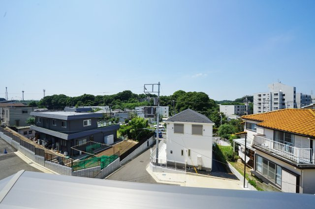 【横浜市保土ケ谷区峰沢町190-21全６棟新築戸建４号棟】★仲介手数料無料★（三ツ沢小学校・松本中学校）の展望