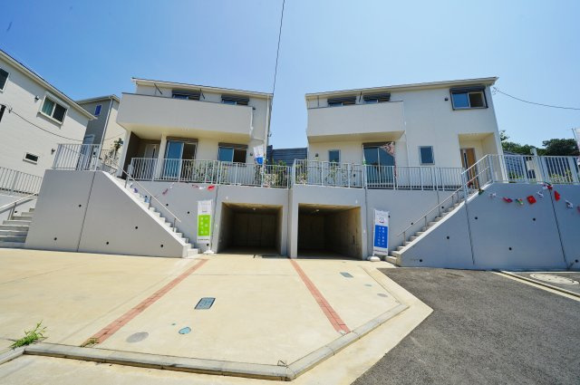 【横浜市保土ケ谷区峰沢町190-21全６棟新築戸建４号棟】★仲介手数料無料★（三ツ沢小学校・松本中学校）の外観