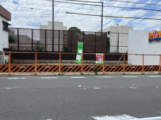 【前面道路含む現地写真】の画像