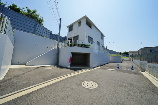 【横浜市保土ケ谷区峰沢町190-21全６棟新築戸建６号棟】★仲介手数料無料★（三ツ沢小学校・松本中学校）の外観