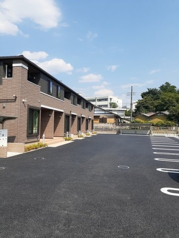 アンソレイエの駐車場