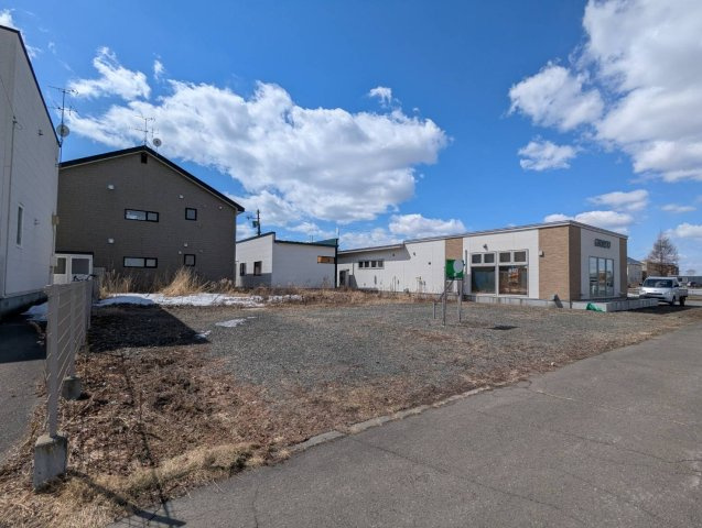 昭和南6丁目【雄鉄線通り沿い】売土地の外観