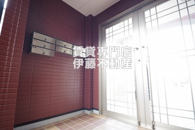 N’sハイツのロビー