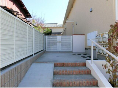 【エントランス】 | シーズンズオリーブ