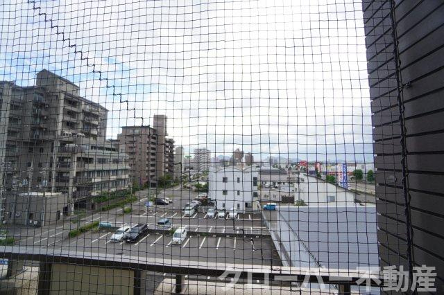 アルファビルの展望