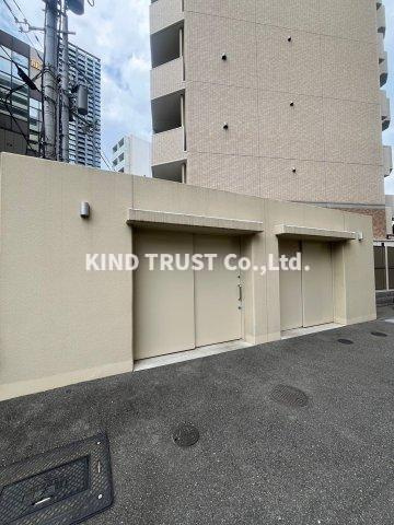 リビオレゾン梅田カサーレの駐車場|駐車場があるので、車を買う予定の方も安心です