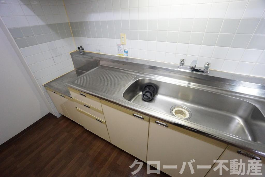 五福マンションのキッチン