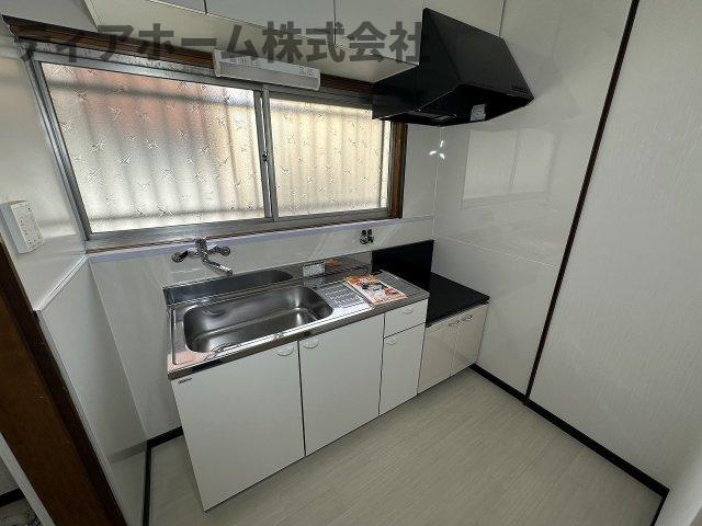 穴虫戸建のキッチン|お料理しやすいキッチンです