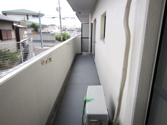 【バルコニー】