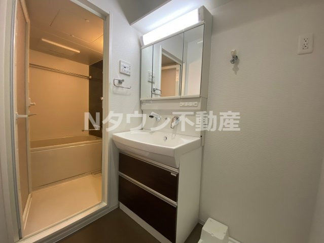【洗面所】 | セイワパレス丸の内駅前 | スペースが確保できる洗面所です