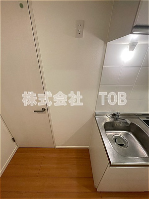 【その他】 | スパッツィオ南烏山 | 冷蔵庫置き場※クリーニング完了前※