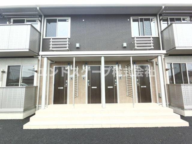 コンクパールのエントランス|高崎、前橋、伊勢崎エリアのお部屋探しはエンドスケープまで！お客様の理想お聞かせ下さい♪
