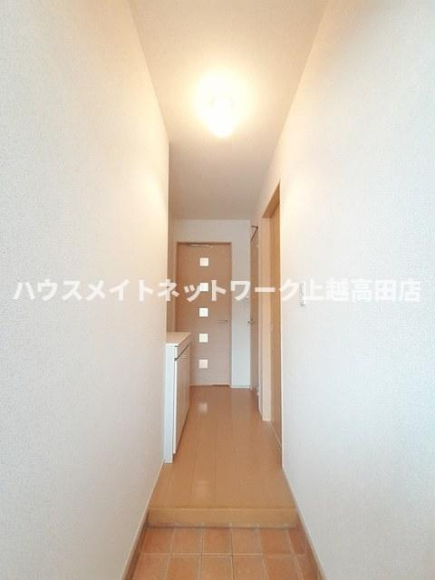 ラ・ルジュ・アンの玄関|玄関