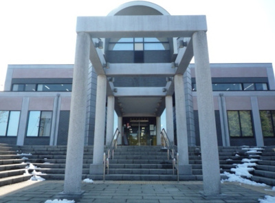 横浜市旭区図書館まで1300m