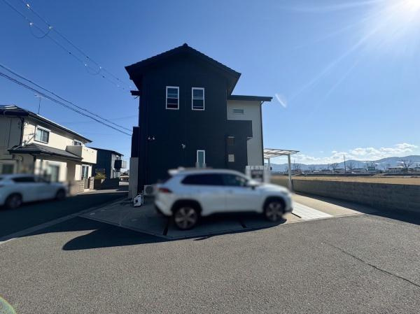和歌山市中筋日延　中古戸建の前面道路含む現地写真
