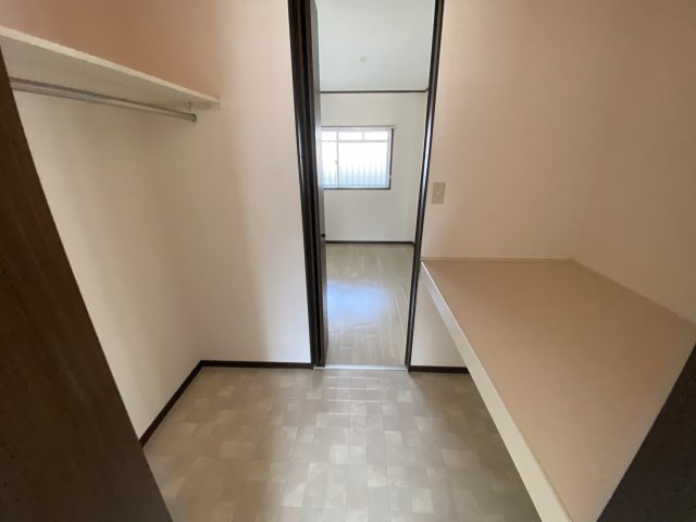 ハイツ赤坂（管理）の収納