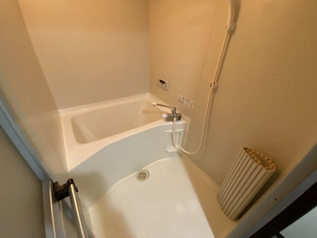 ハイツ赤坂（管理）の浴室