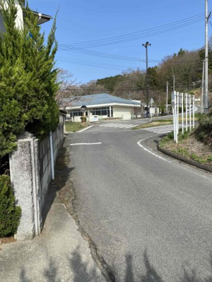 【前面道路含む現地写真】 | 中古戸建　川俣町字宮町