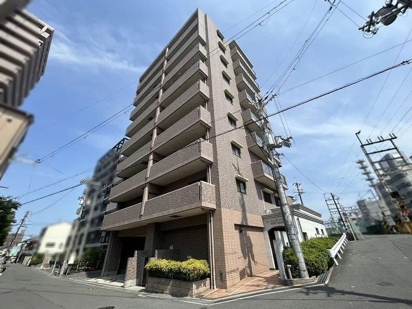 ダイアパレス香里園ブライトスクエアの外観|新しい生活にいかがでしょうか？外観はお住まいの顔になります。こだわりたいポイントですね。水回りリフォームやリノベーションも承ってます。
■現地見学・資金計画相談・住宅ローン相談もお問合せ受付中■