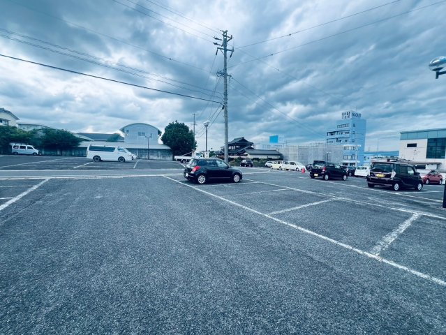 渋谷町 江尻サンプラザビル5の駐車場