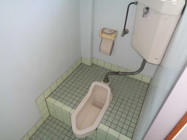 渋谷町 江尻サンプラザビル5のトイレ