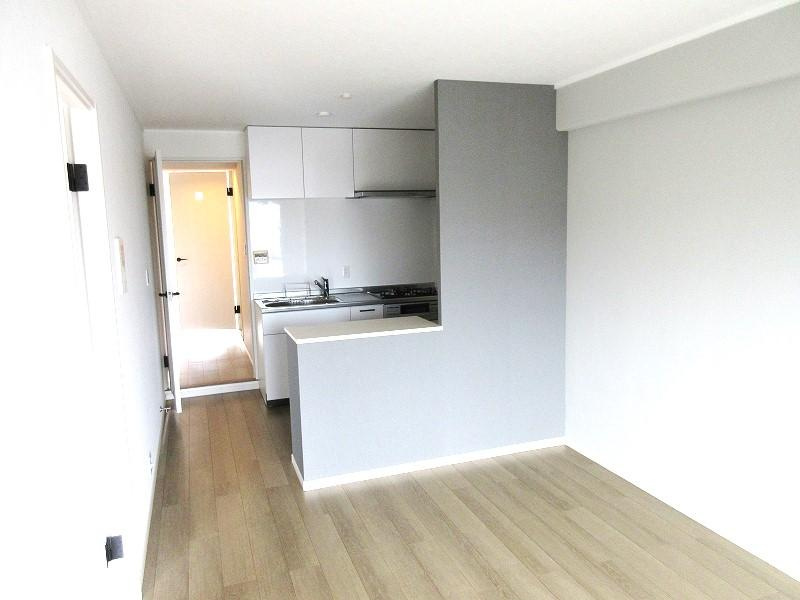 ホーユーパレス寝屋川の居間・リビング|LDK
■物件内覧・資金計画相談・住宅ローン相談、リフォーム相談、お問合せ受付中■
※当日・翌日のご内覧、ご相談はお電話でのお問合せがスムーズです！