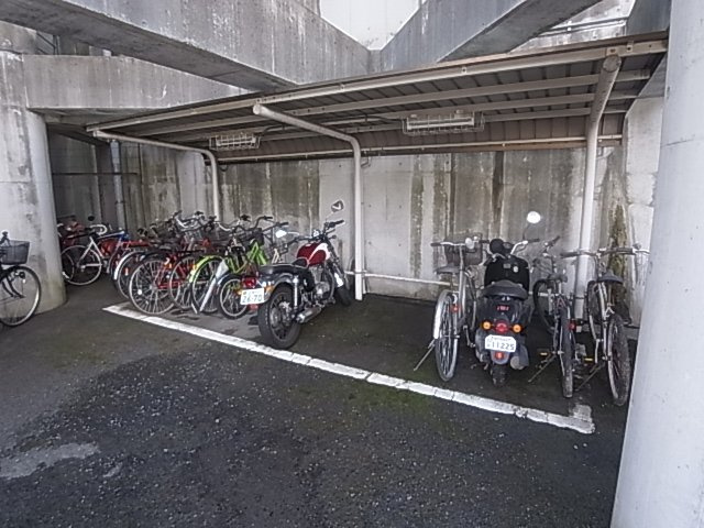 神戸市須磨区南落合１丁目の賃貸マンション