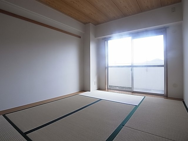 神戸市須磨区南落合１丁目の賃貸マンション