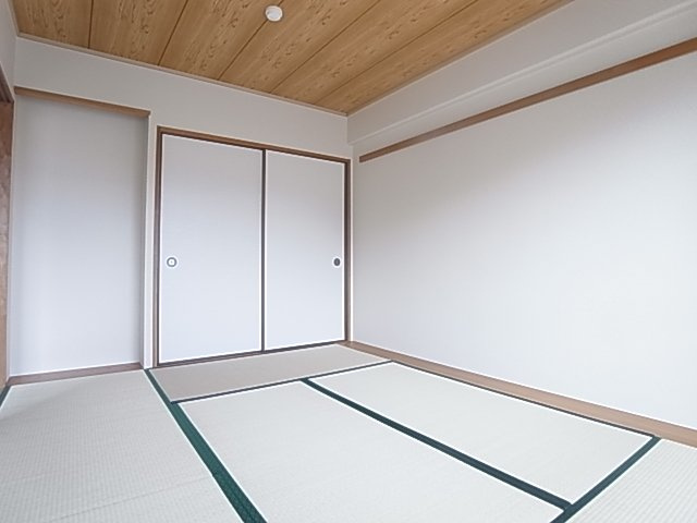 神戸市須磨区南落合１丁目の賃貸マンションの内装|和室