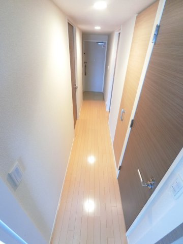 パークアクシス西船橋本郷町の玄関