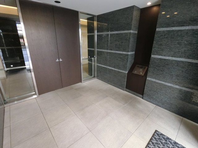 パークアクシス西船橋本郷町のエントランス
