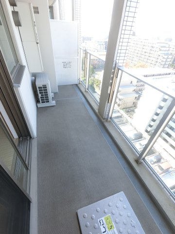 パークアクシス西船橋本郷町のバルコニー