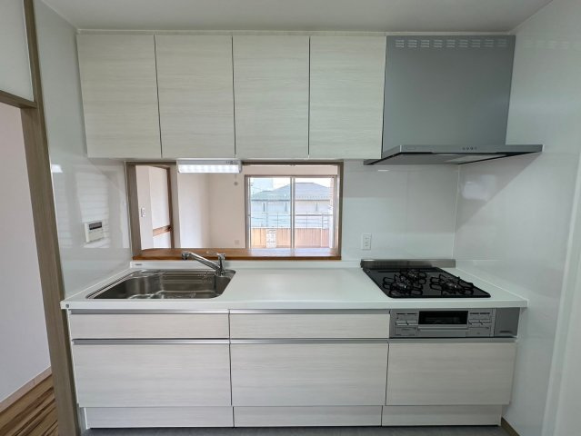 コレツィオーネ東山南棟のキッチン|システムキッチン♪収納も十分あるので、すっきり片付きますね！