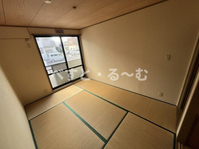 ハイツセイフウの和室