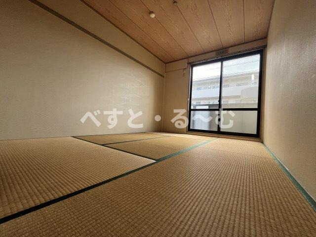 ハイツセイフウの和室