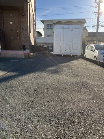 半田市宮本町　コンテナの外観