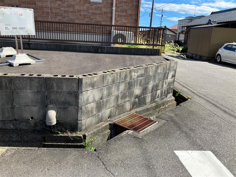 半田市宮本町　コンテナのその他