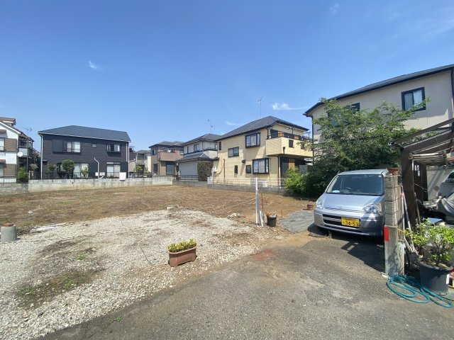 388坪！市川市曽谷4丁目　売地　資材置場の前面道路含む現地写真