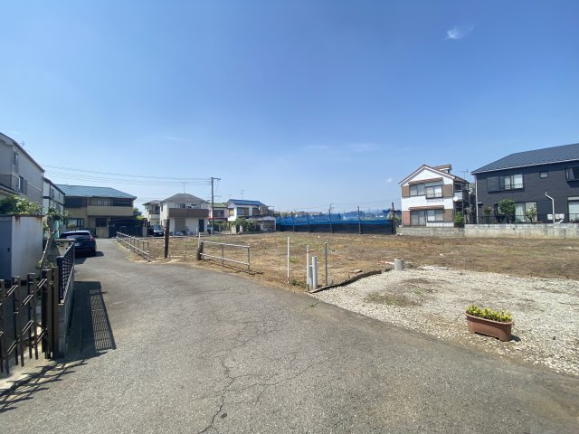 388坪！市川市曽谷4丁目　売地　資材置場の前面道路含む現地写真
