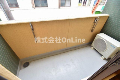 【バルコニー】 | アヴァンセクール近畿大学前