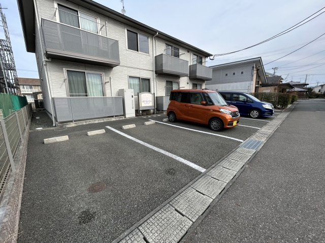 アバンダンティアの駐車場