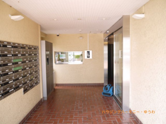 【エントランス】