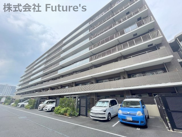 グランメディオ新三郷の外観|パーティースペース・キッズスペース・マルチルーム・ゲストルーム完備のマンション