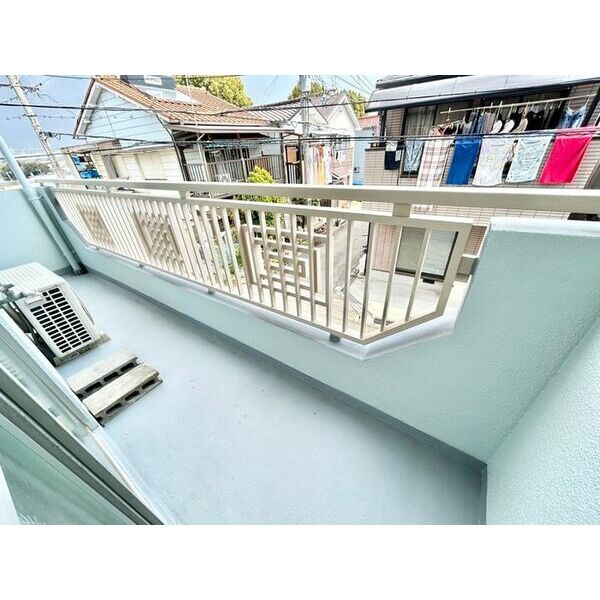 明石市和坂稲荷町の賃貸マンションのバルコニー