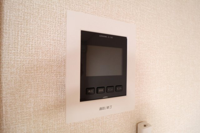 フォルテ Ａのセキュリティ|モニターホン（参考同型205号室室内写真）