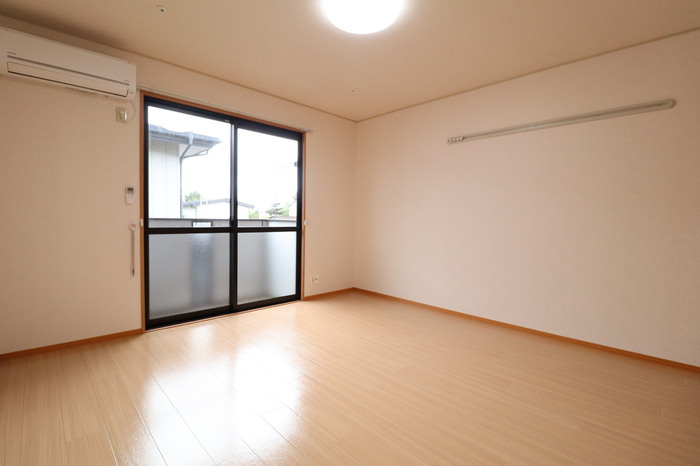 フォルテ Ａの居間・リビング|洋室（参考同型205号室室内写真）
