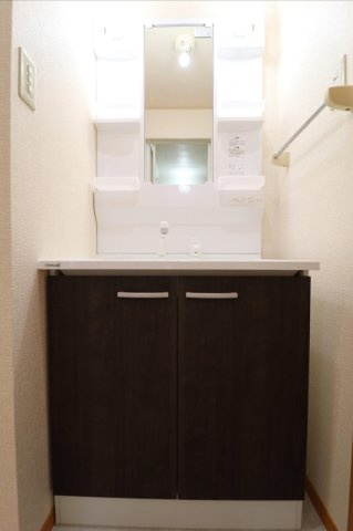 フォルテ Ａの独立洗面台|洗髪洗面化粧台（参考同型205号室室内写真）
