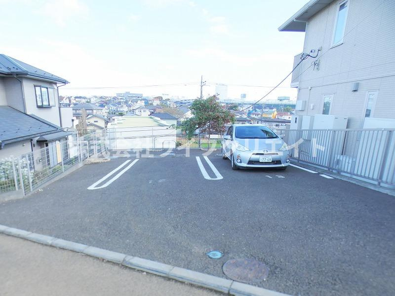 カサヴェールの駐車場