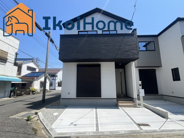 明石市西明石町4期1号棟　新築戸建の外観|南向きの角地で陽当り良好！小学校約4分！和坂幼稚園約6分！JR西明石駅約10分！